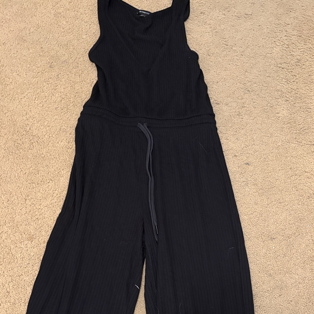 Black Sleeveless Jumpsuit